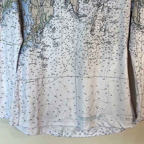 NWT. Janson’s Small Map Print Long Sleeve Tee. - Picture 5 of 9